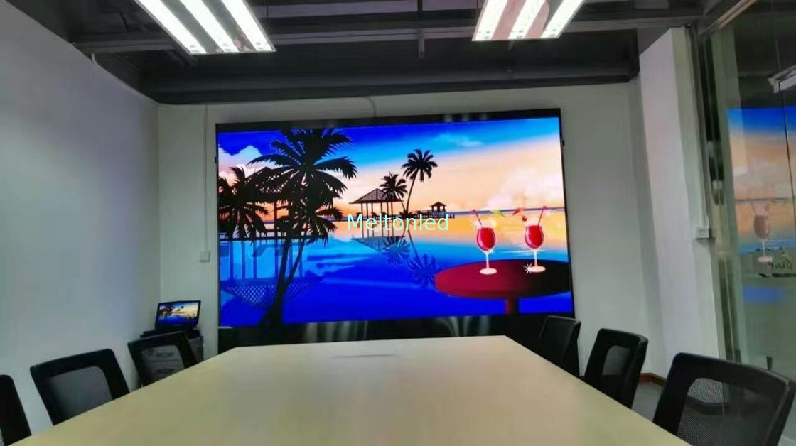 Reproducción de vídeo a todo color curvada de P3 LED, pared video interior del LED para la conferencia